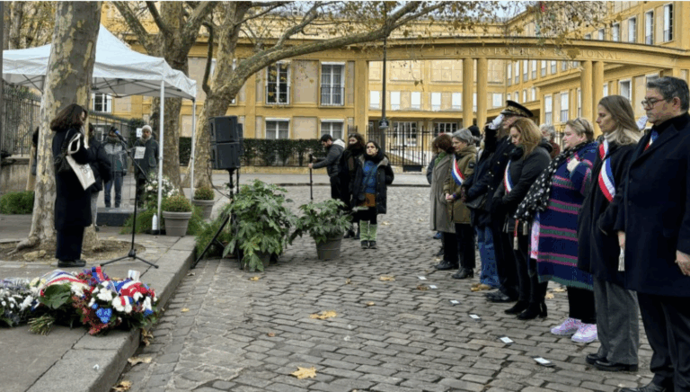 Cérémonie en mémoire des femmes victimes de féminicides