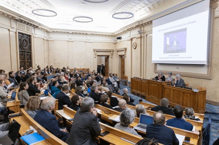 Colloque pour présenter notre rapport sur les urgences psychiatriques 