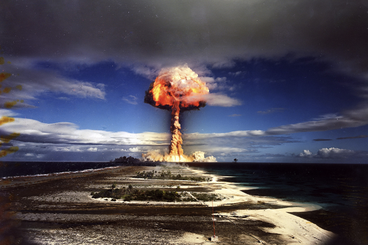 La commission d’enquête sur les essais nucléaires français en Polynésie