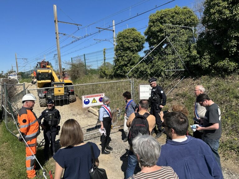 Soutien à la mobilisation contre la déviation routière écocidaire de Saint-Péray (07)